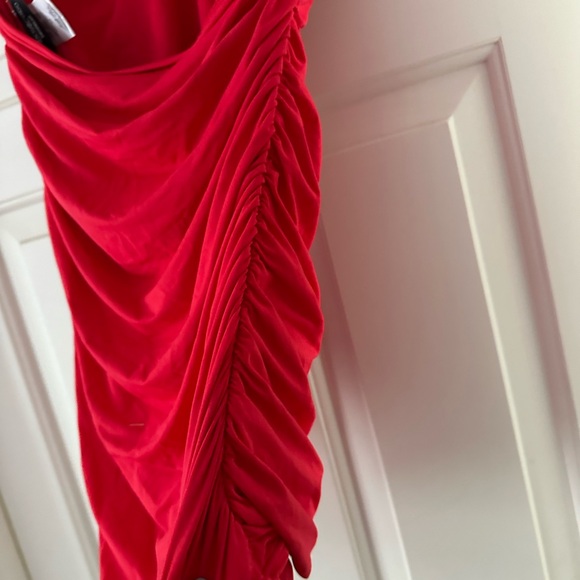 Like new swim suit - Picture 2 of 4